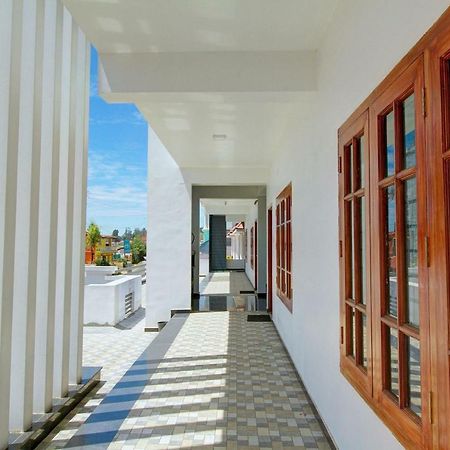 Pine Hill Suites Ooty Esterno foto